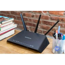 Phát wifi NETGEAR Nighthawk Smart WiFi (R6700) - AC1750 Wireless Speed (up to 1750 Mbps) | Up to 1500 sq ft Coverage 25 Devices | 4 x 1G Ethernet and 1 x 3.0 Usb ports | Armor Security Router